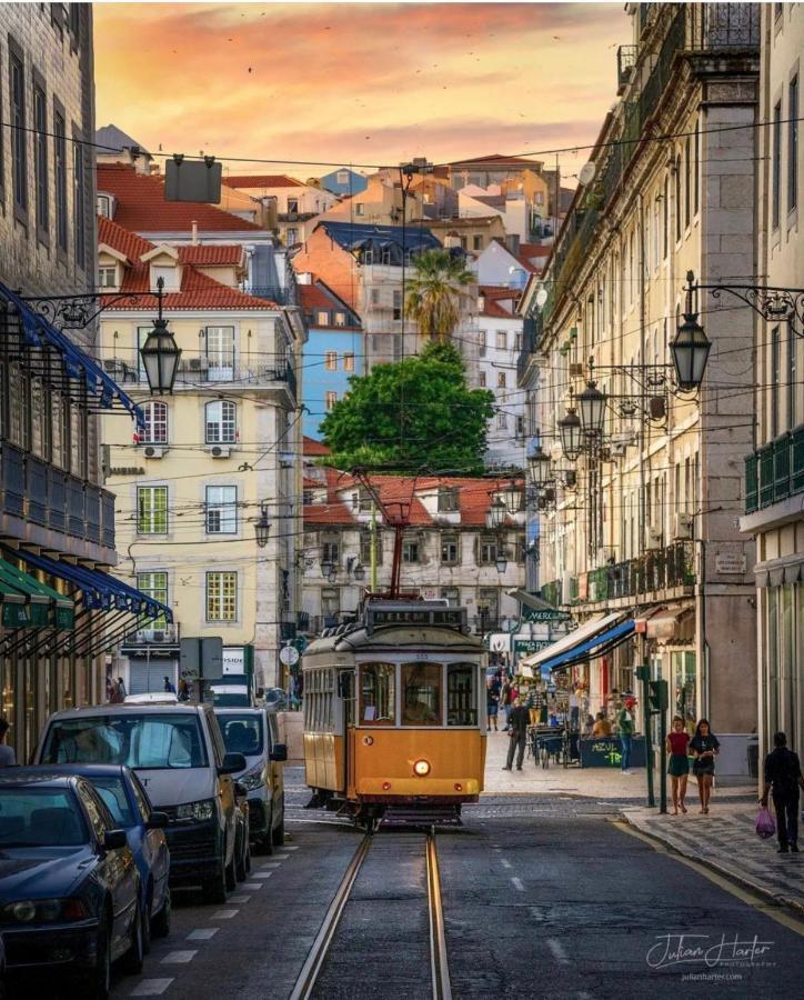 Tejo House River Lisbon Almada Esterno foto