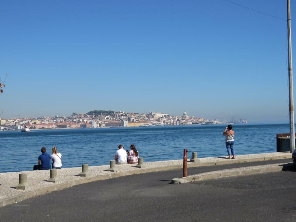 Tejo House River Lisbon Almada Esterno foto