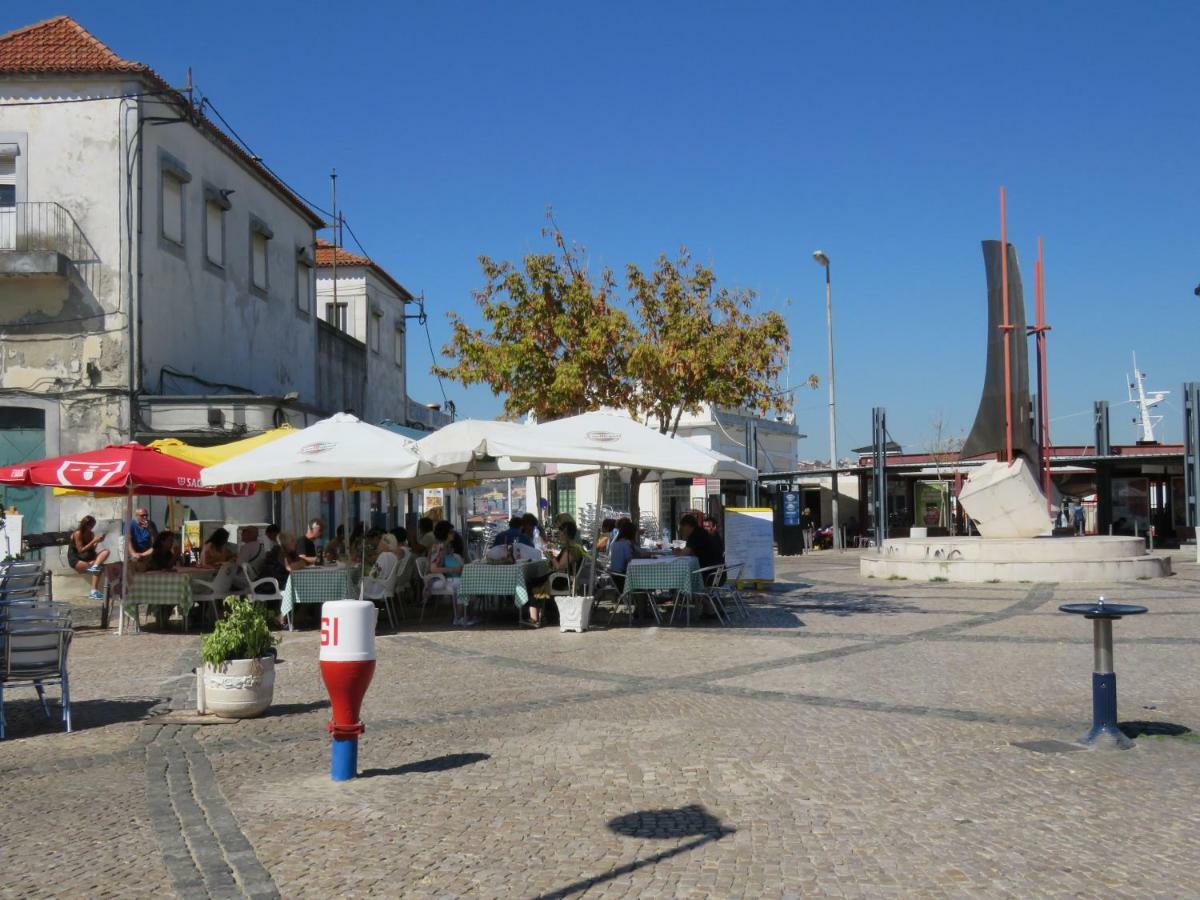 Tejo House River Lisbon Almada Esterno foto